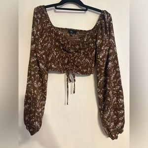 Lulu’s crop top, size medium